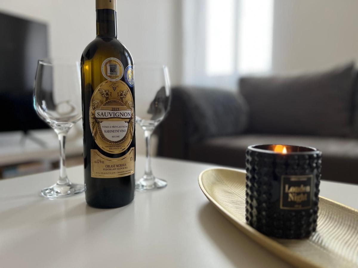 Shelby Apartment Kosice Bagian luar foto